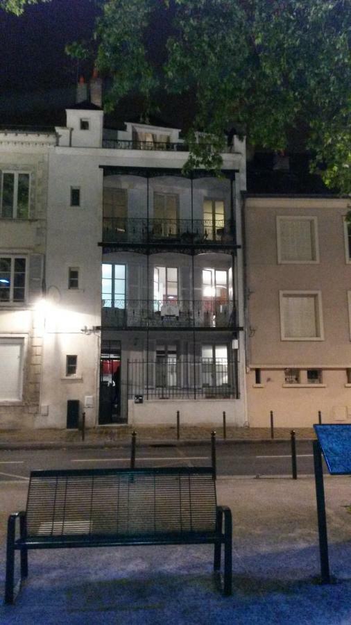 Appart La Gabare - Face Loire Quai Du Chatelet Orléans Dış mekan fotoğraf